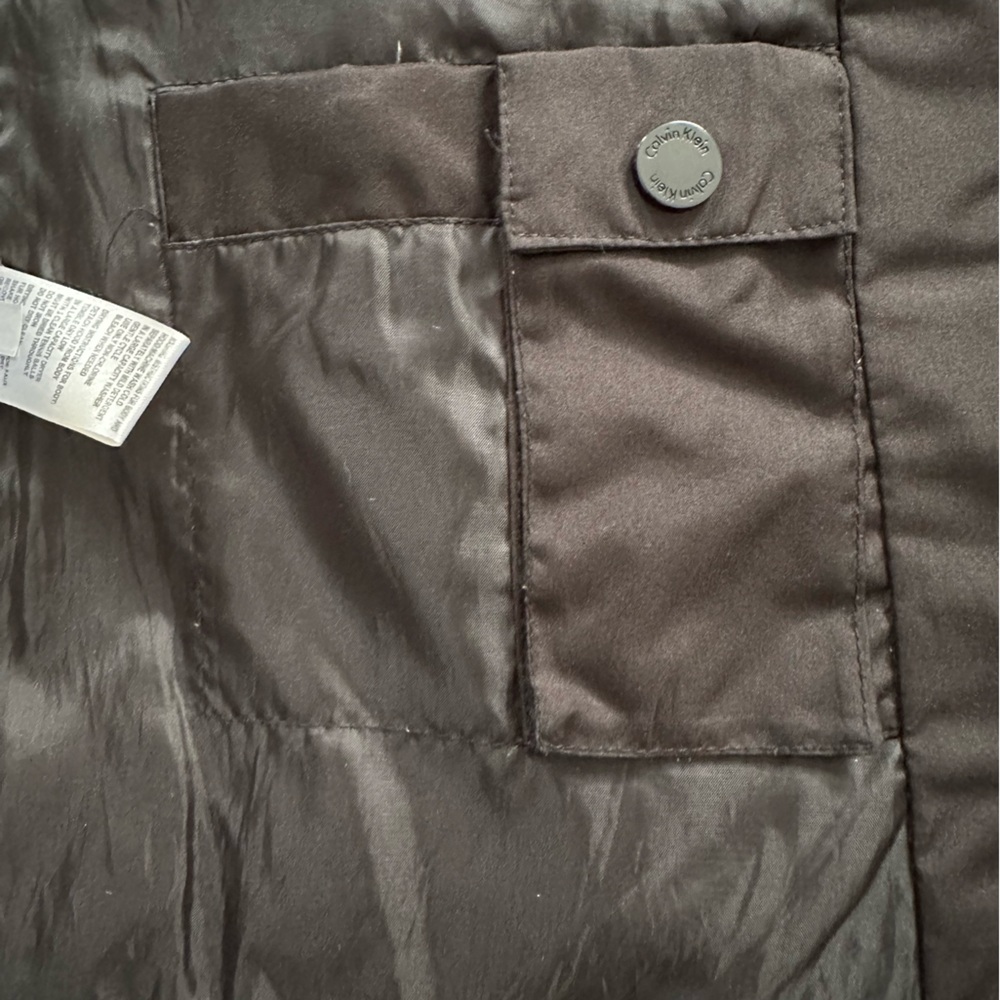 Hooded Puffer Jacket - Picture 3 of 4